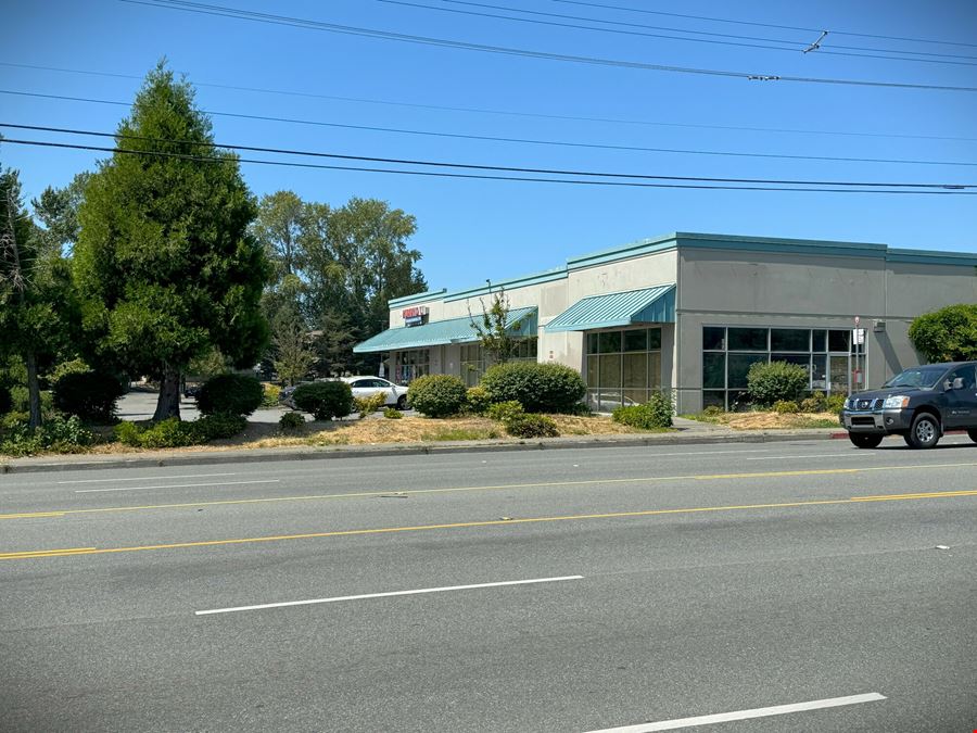 Fred Meyer Shopping Center