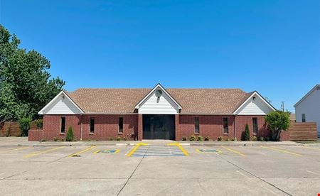 Preview of Commercial space for Sale at 2820 Linda Ln