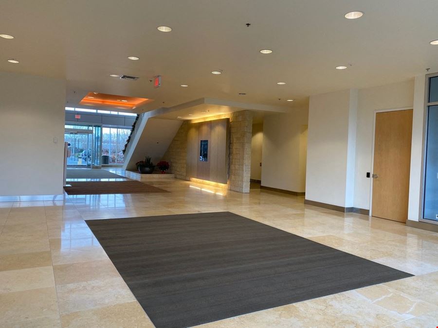 Cascade Station - 9600 Building