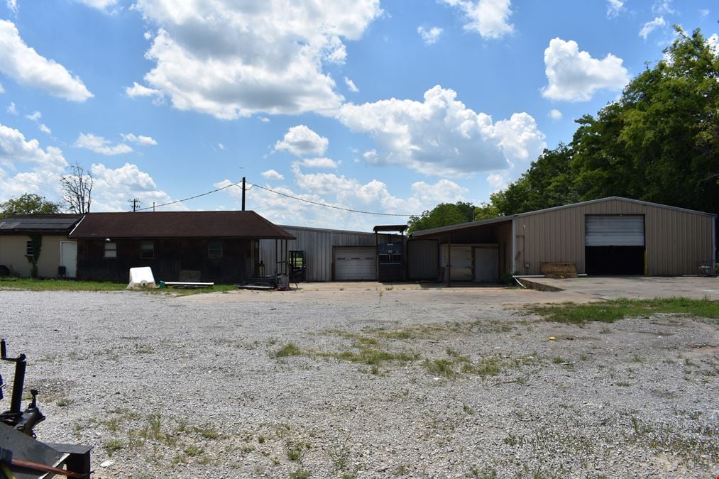 5925 Norman Bridge Rd. - 21,000 SF Retail Warehouse