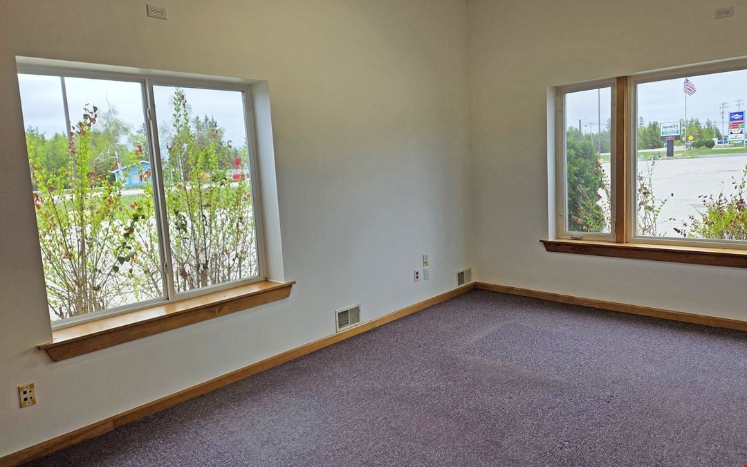 209 S Bradley Hwy