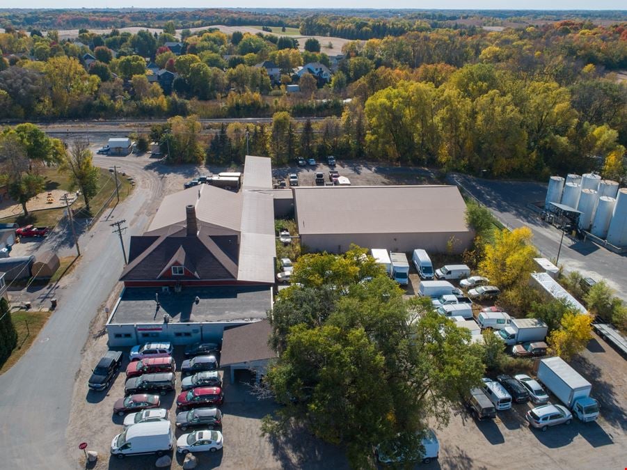 Loretto Light Industrial, Outdoor Storage & Auto Services Investment Property