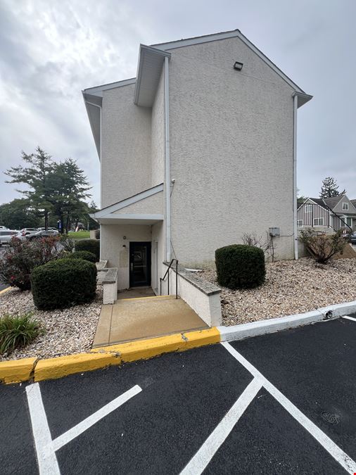 1223 W Chester Pike