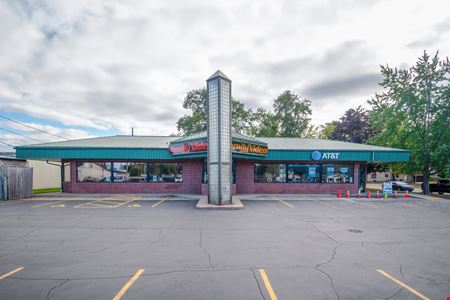 Preview of commercial space at 606 E. Green Bay Ave.