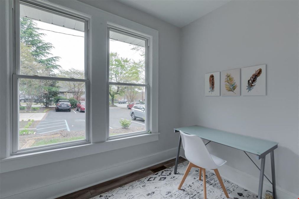 102 W Stone Ave