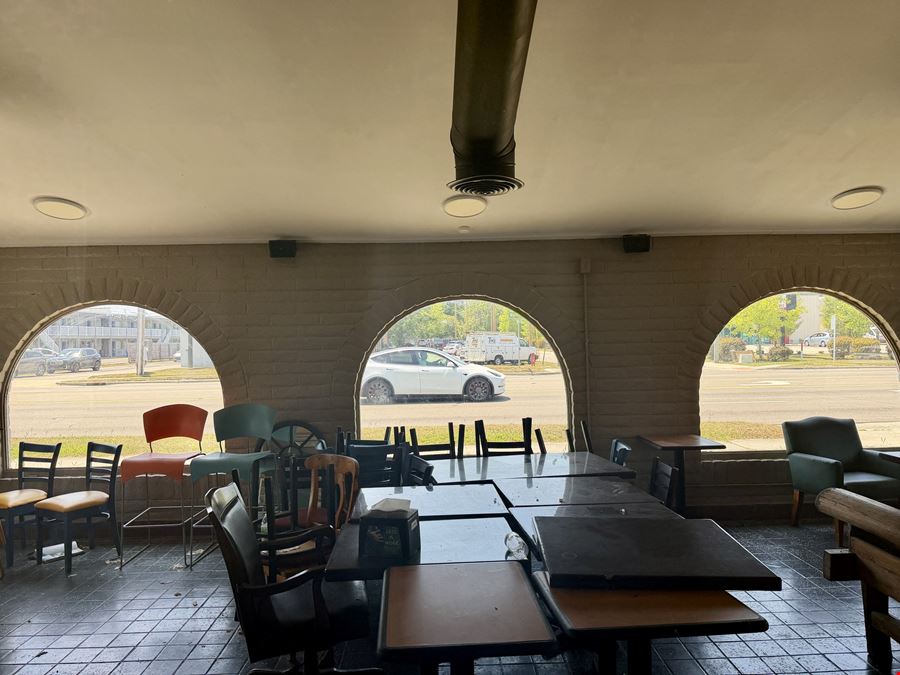 Stand Alone Quick Serve Restaurant Building For Sale