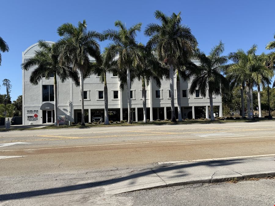 2200 Broadway