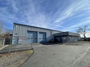 Warehouse with Showroom/Office