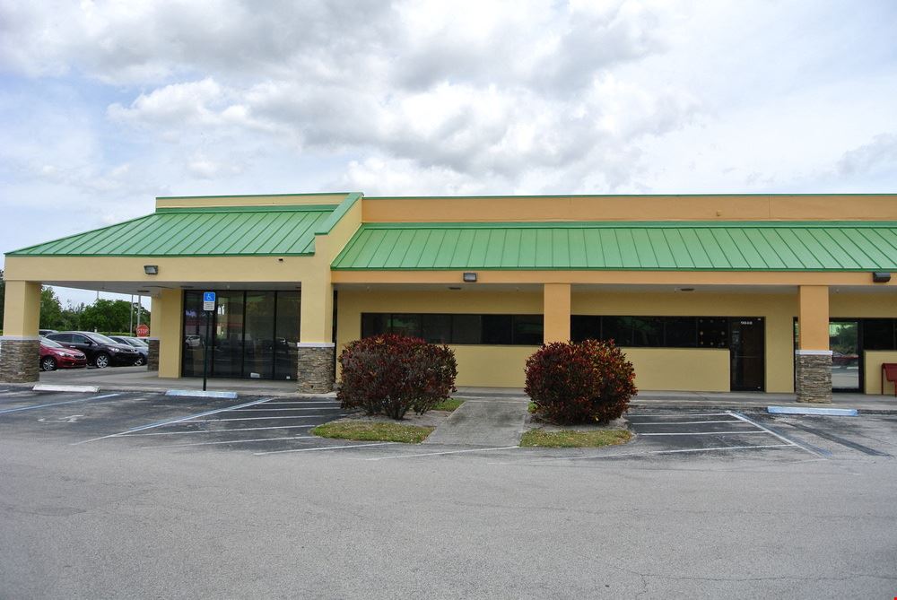 Boca Hamptons Plaza