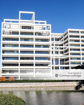 Preview of Office space for Rent at 400 Perimeter Center Terrace