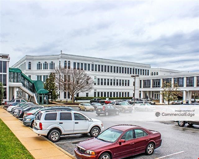 Iron Hill Corporate Center - White Wing