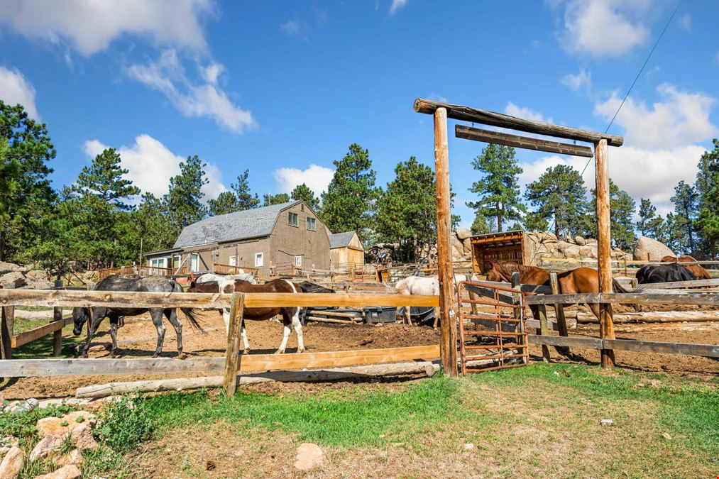 Sundance Trail Guest Ranch