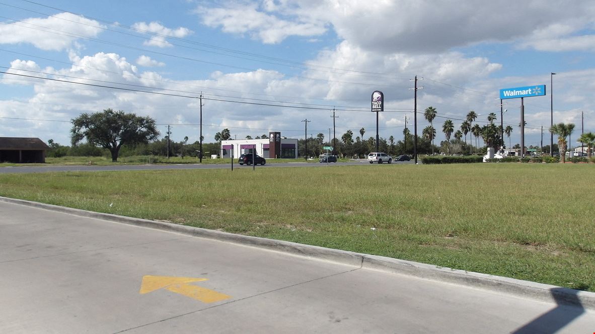 820 N FM 493 