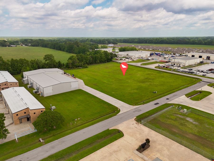 ±2.78 Acres on the Corner of Spinner Dr and La Flamme Rd