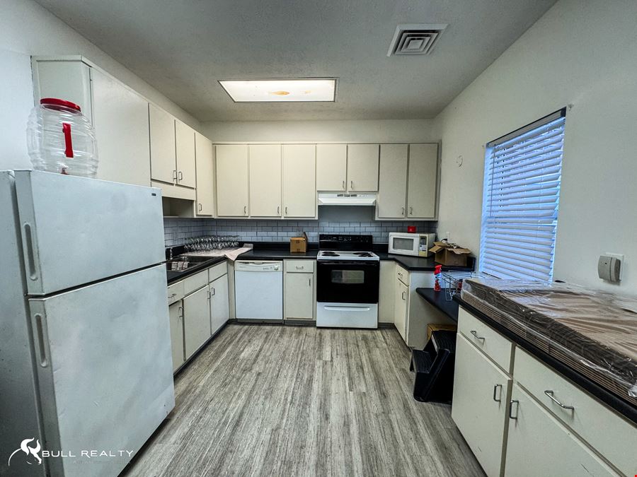 ±6,200 SF Event Space Opportunity | Fayetteville, GA