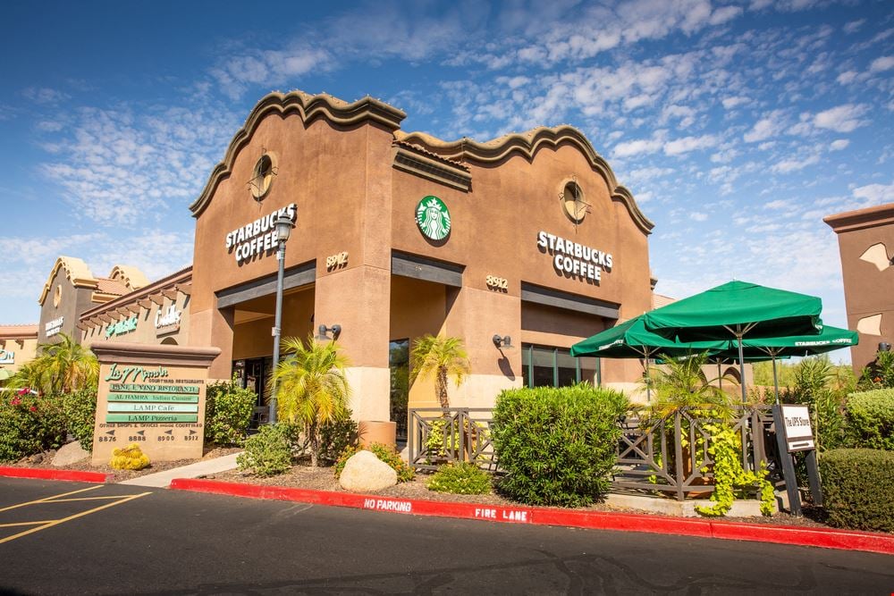 La Mirada | Walgreens, Starbucks Anchored Neighborhood Center