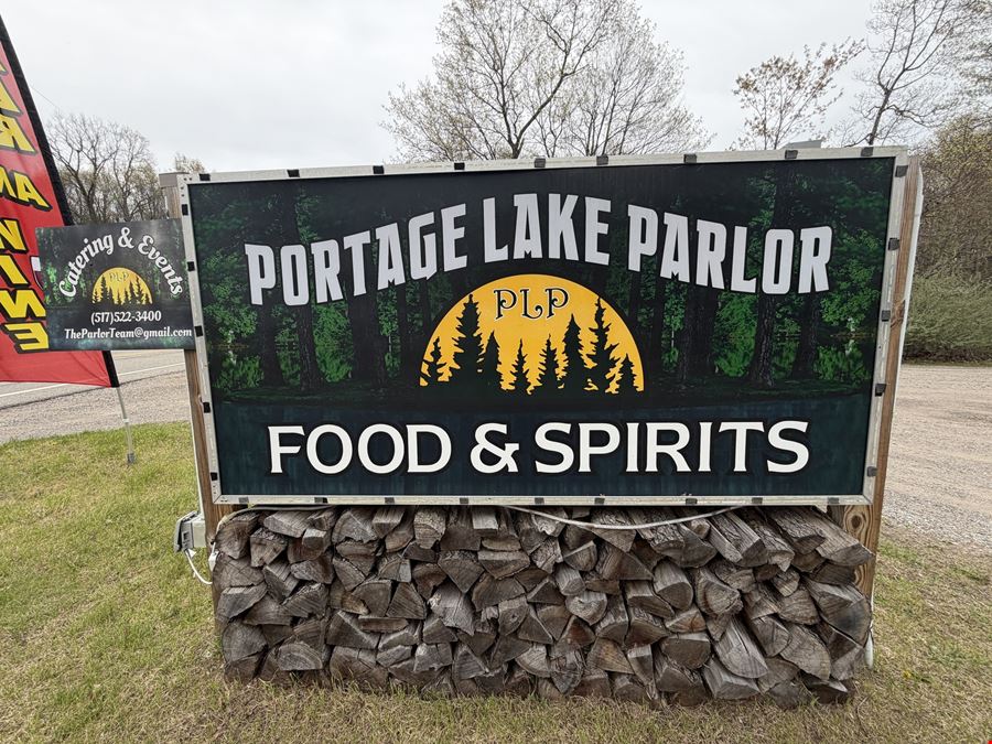 Turnkey Restaurant Business & Real Estate in Grass Lake