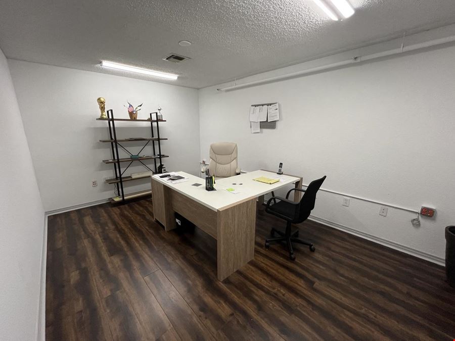 For Sale Industrial 4002 SQ FT Flex unit