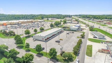 Preview of commercial space at 2044 US Highway 431