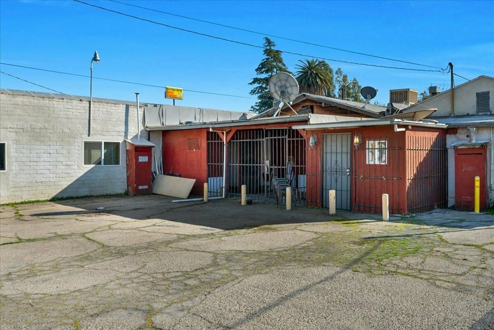 Owner User Opportunity: (3) Spaces off Park Blvd in Orange Cove, CA