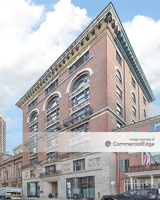 14 Beacon Street