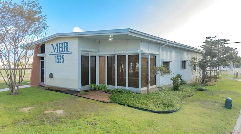 Preview of Mixed Use space for Rent at 1525 N Shoreline Blvd