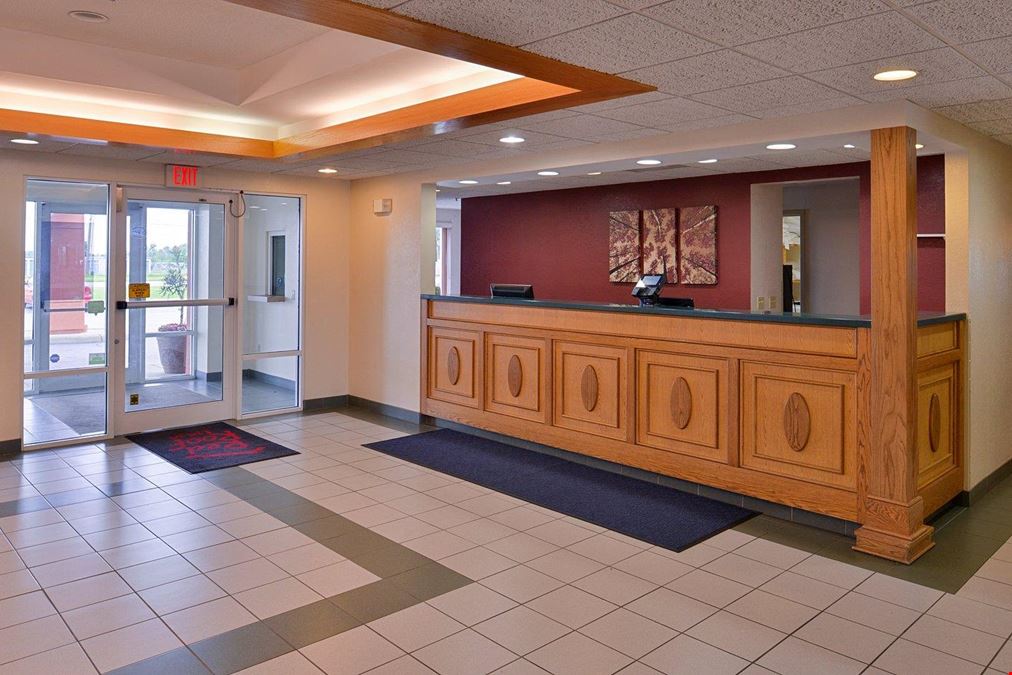 Red Roof Inn - Clyde, OH