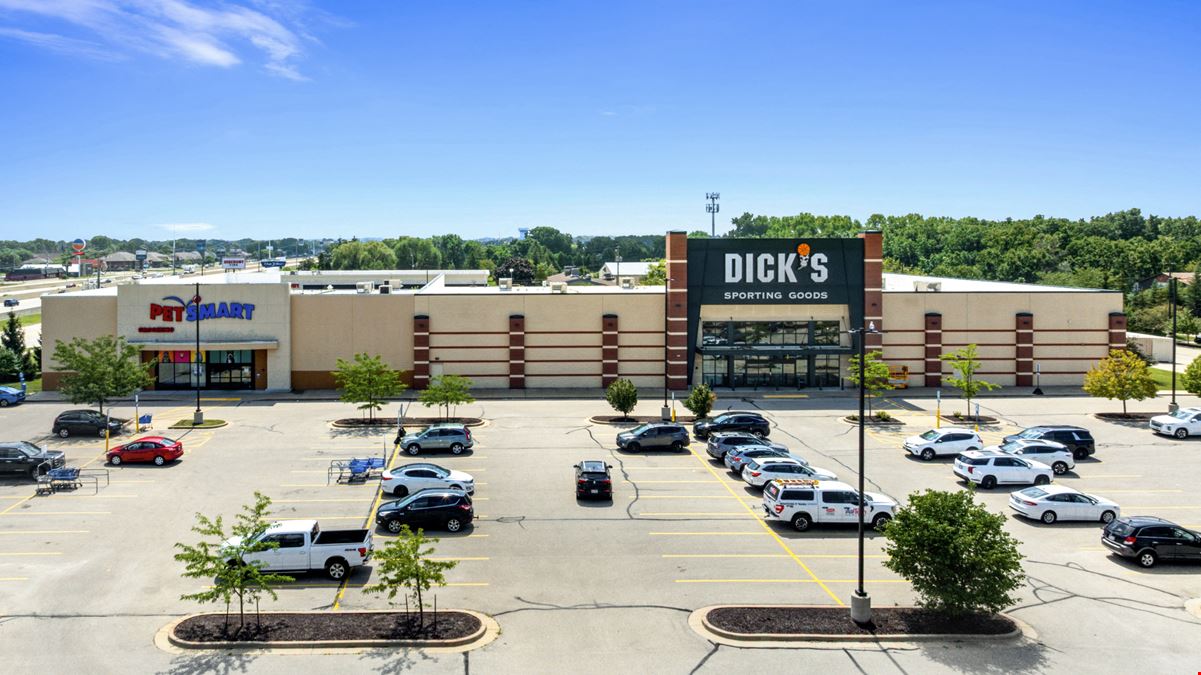 Dick's Sporting Goods & PetSmart
