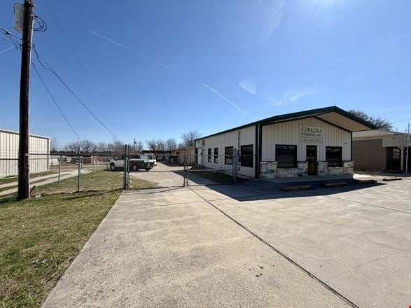 Preview of Industrial space for Rent at 203 W Panther Way