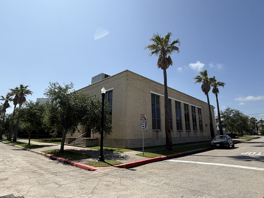 1528 Post Office St, Galveston, TX 77550- Galveston ALF Post Office Campus
