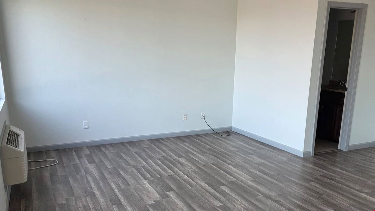 1053 Industrial Blvd
