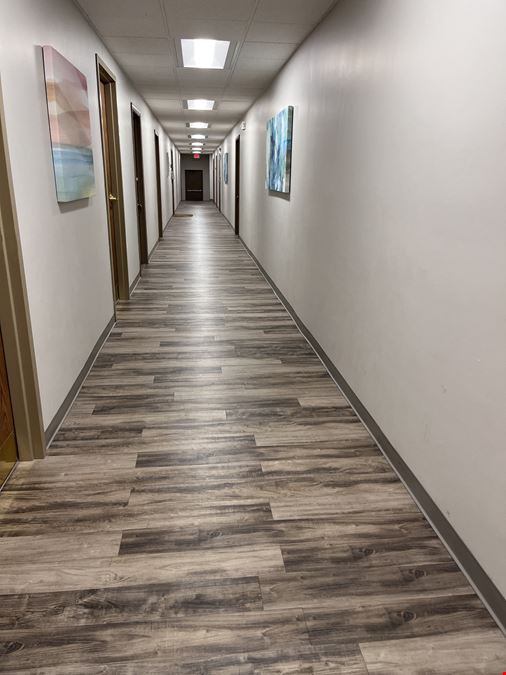 Wheaton Oaks Professional Building