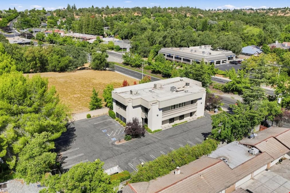 3300 Sunset Boulevard | Turnkey Suite, Below-Market Rents