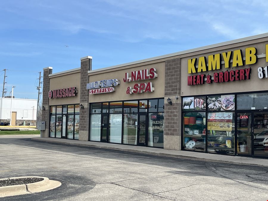 Endcap Retail Space
