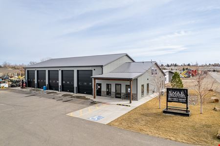 Preview of Retail space for Sale at 534 Blackburn St