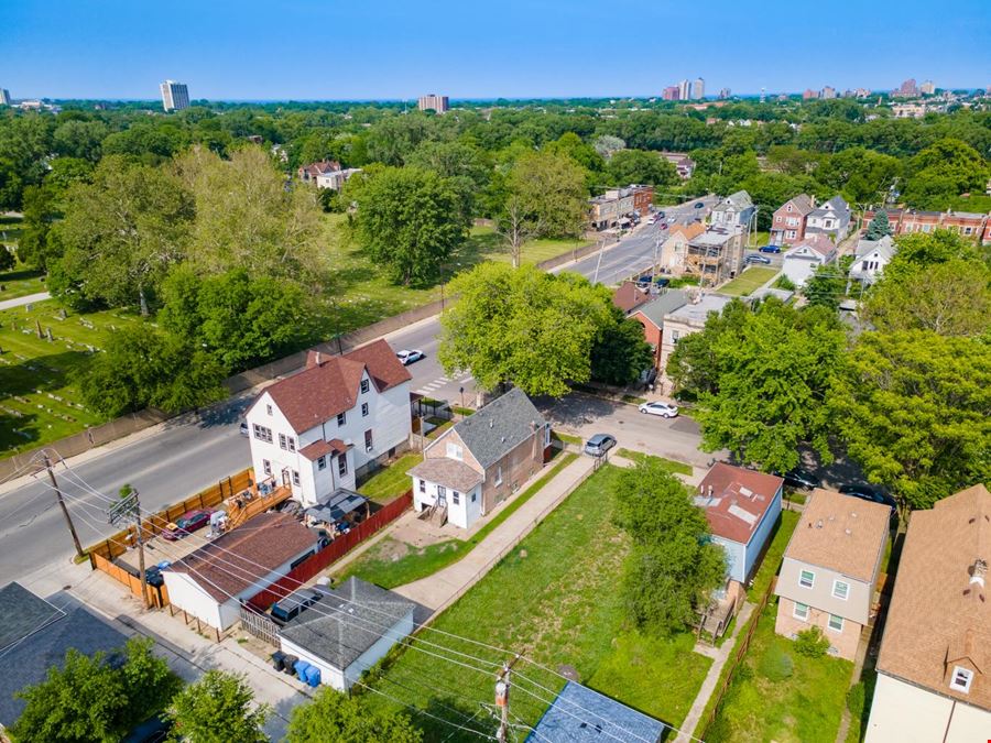 7112 S. University Ave