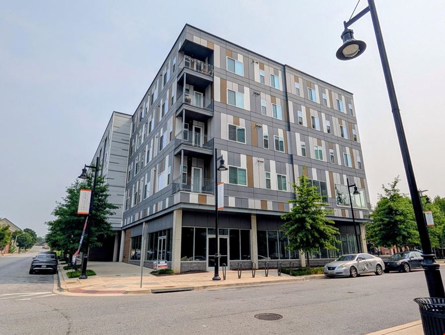 Center/West Apartments