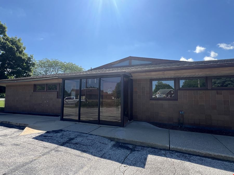3,000 SF MEDICAL OFFICE FOR LEASE