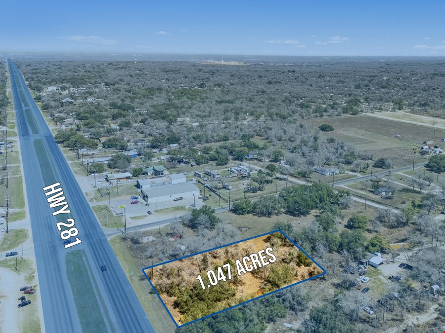 ±1 Acre with US HWY 281 Frontage