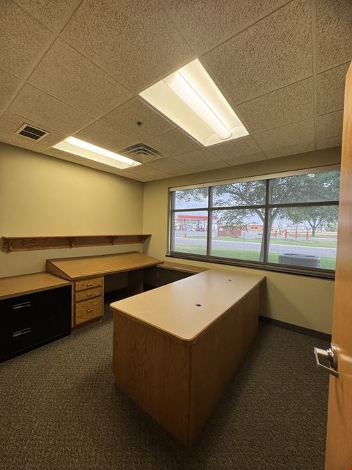 Plum Creek Business Park, Condo 100