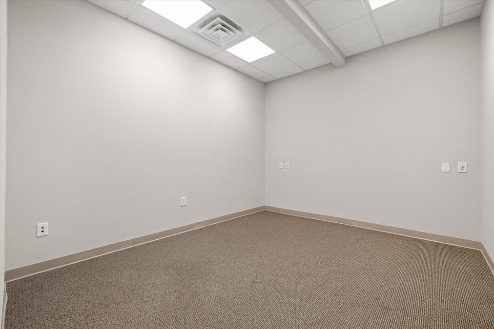 East Brainerd Office Suite 7 Private Offices 