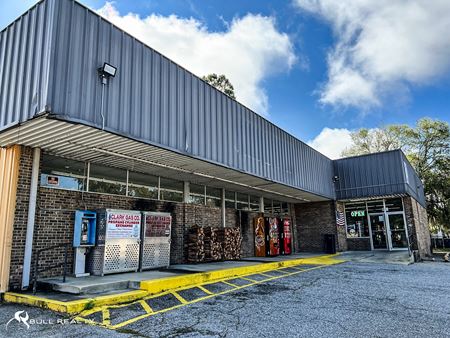 Preview of Retail space for Sale at 104 Hancock St S