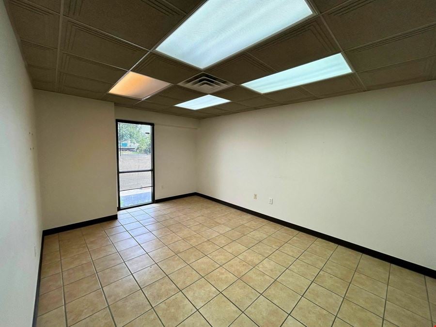 INDUSTRIAL SPACE FOR LEASE IN NORTHWEST SPRINGFIELD
