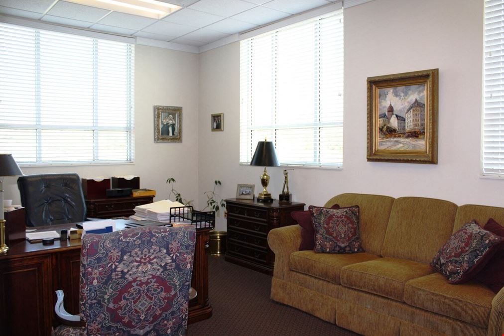 9721 Cogdill Rd (For Lease)