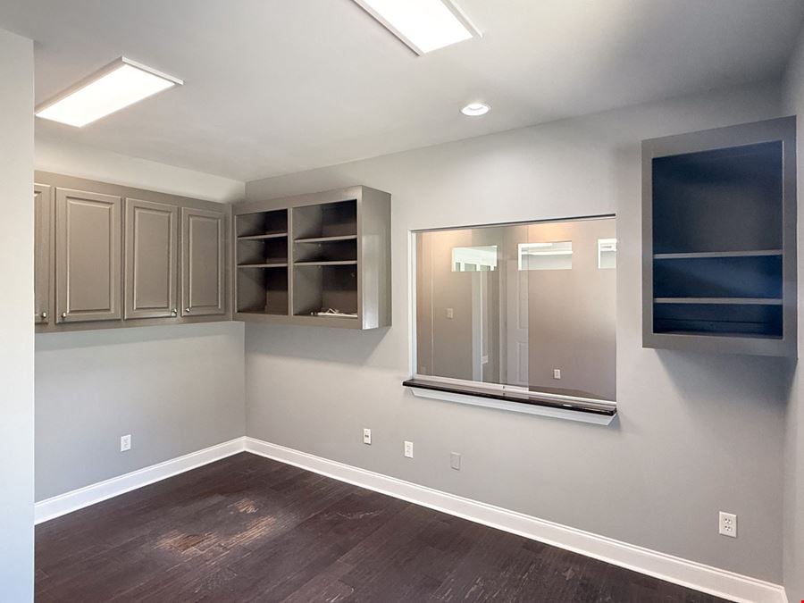 Move-In Ready Garden Office in Central