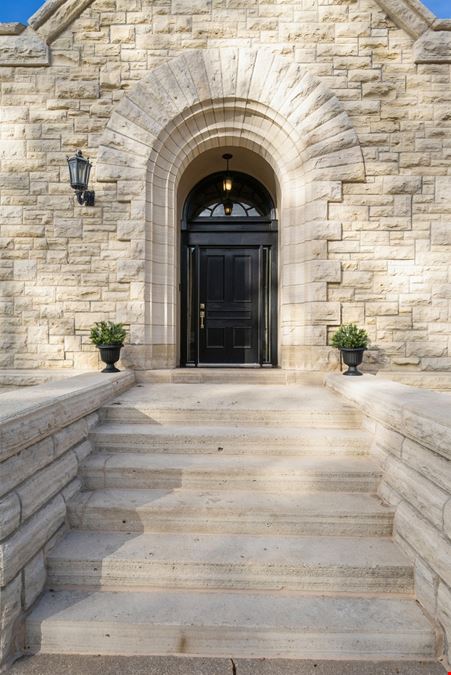 Historic Anamosa Public Library