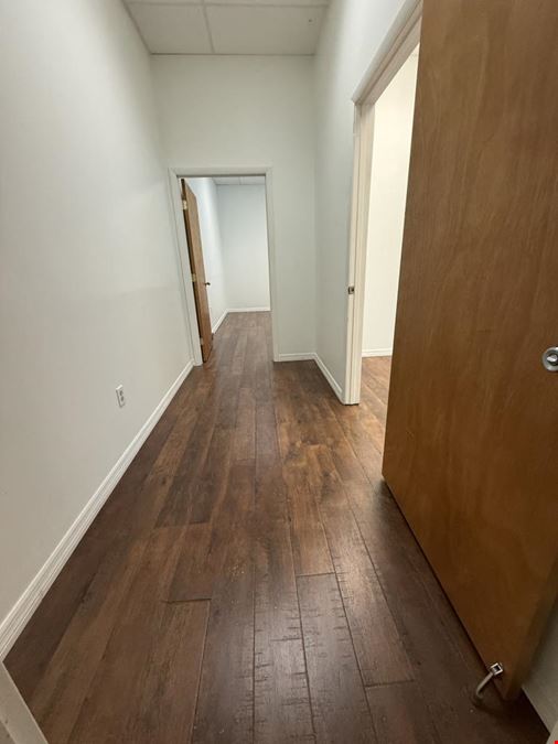 10501 s oarnge ave ste 112