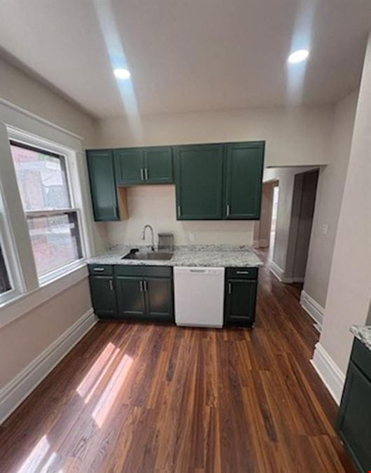 1611 W Barker Ave