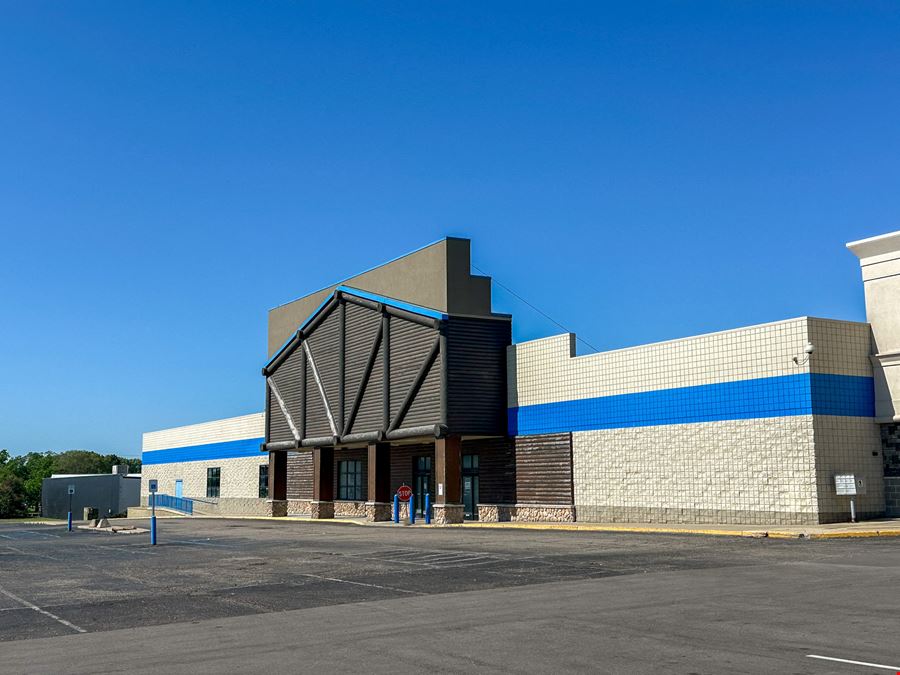 Former Gander Outdoors