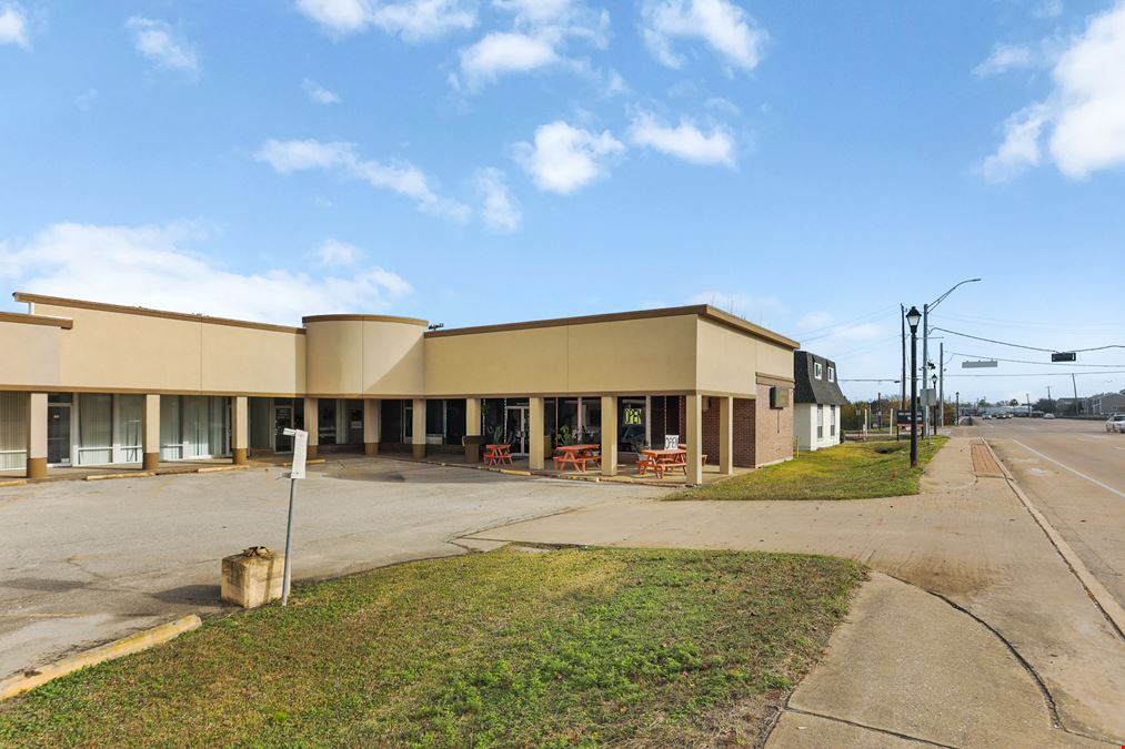 2622 NASA Road 1